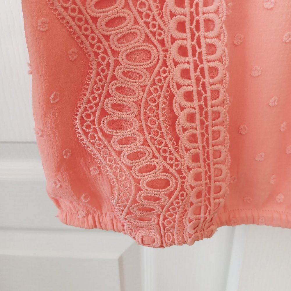 Calligraphie Women's Coral Swiss Dot Lace Trim High Neck Sleeveless Top Size L - Picture 6 of 15